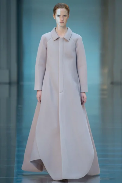 Look 11